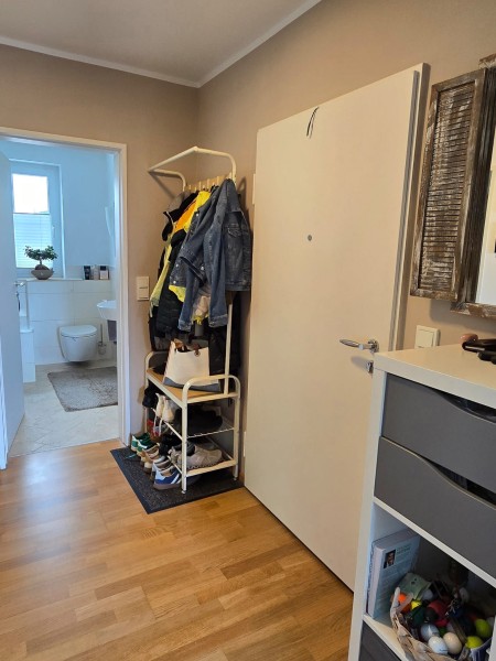Flur, Blick zum Bad Wohnung Starnberg